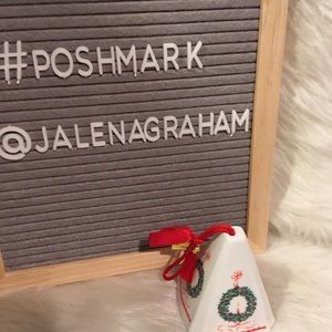 Festive fragrant porcelain ornament essential oil